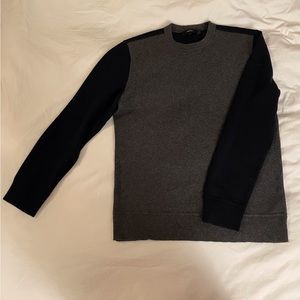 Theory EUC medium men’s grey and navy blue crew neck 100% cashmere sweater